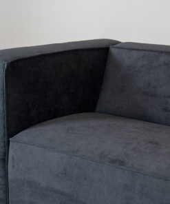 Handel in geluk - Meubilair voor horeca- en projectinrichting