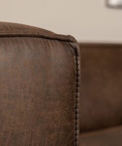 Handel in geluk - Meubilair voor horeca- en projectinrichting