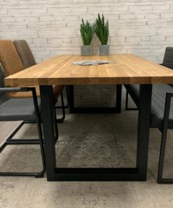 eettafel-husky-eikenhoud-140x80-u-recht-4.jpg