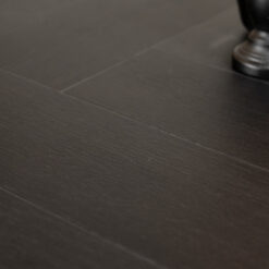 bronx71-eettafel-visgraat-zwart-ovaal-ilva-pvc-24010