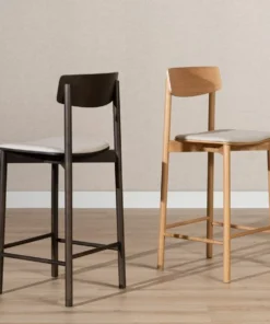 Alternative view of Scandinavische barkruk Inez walnoot 70 cm